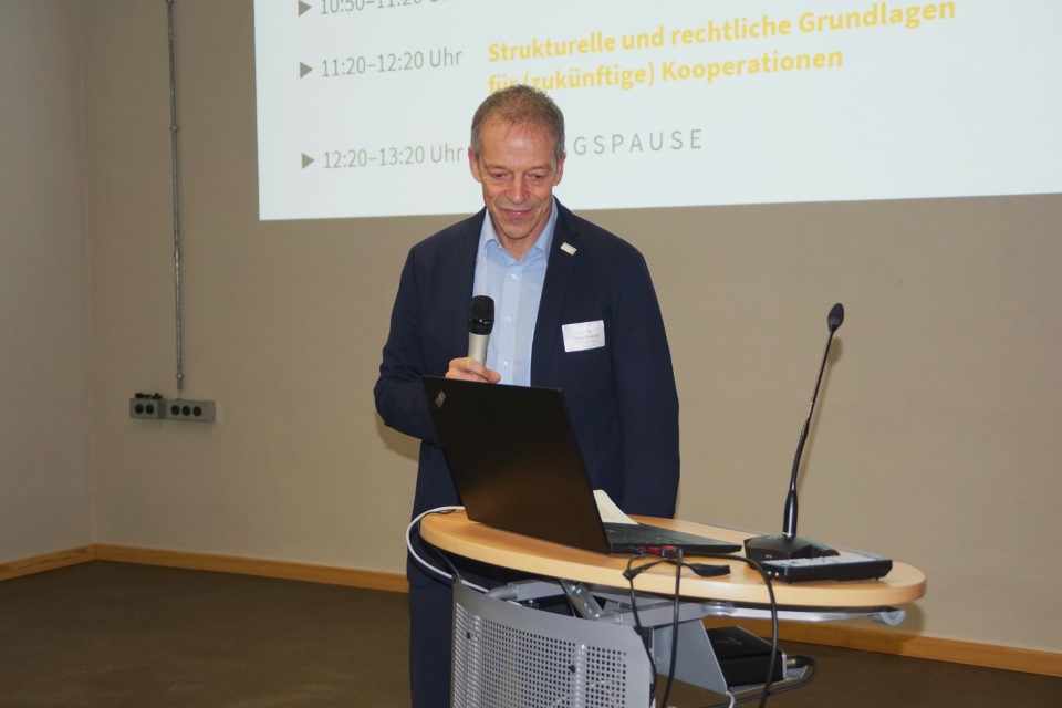 Prof. Dr. Folker Roland; Foto: Hochschule Anhalt | Renate Geue